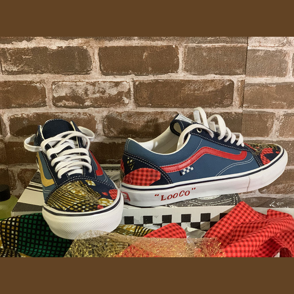 LooComing to America